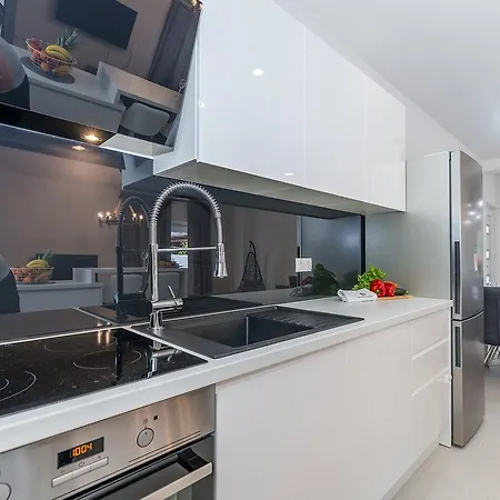 וילה Donato With Jacuzzi זאדאר