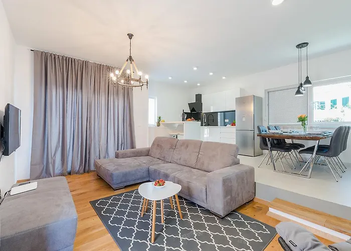 Villa Donato With Jacuzzi *