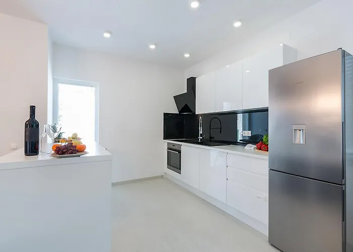 Βίλα Donato With Jacuzzi Ζαντάρ